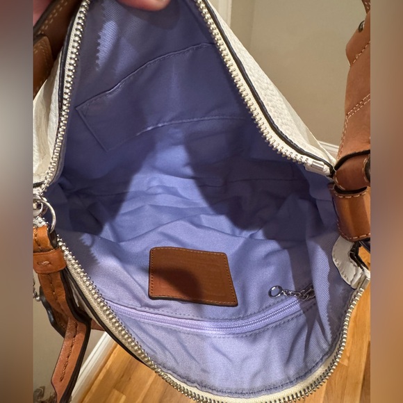 Coach - SoHo Hobo Pebbled Leather Shoulder Bag - 2008 - Great Condition - Clean - Picture 9 of 10